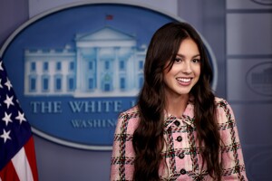OliviaRodrigoArchives-021.jpg