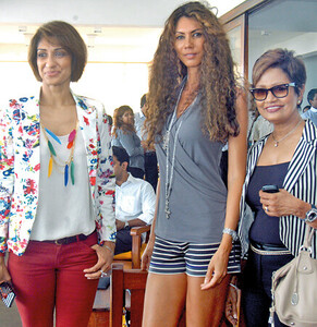 Otara-Gunawardene-Perine-Fernando-and-Ramani-Fernando..jpg