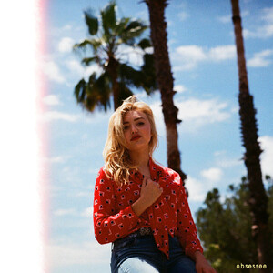 Peyton-List_Obsessee-2017_PicturePub-005.jpg