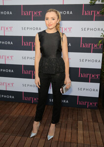 Peyton_List_009~0.jpg
