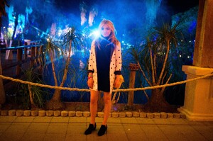 Peyton_List_02~74.jpg