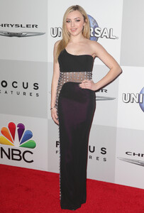 Peyton_List_04_28129~2.jpg