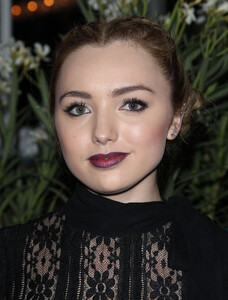 Peyton_List___3_.jpg
