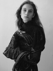 Sarah Berger sarah-berger-587274-fit    new new  new.jpg