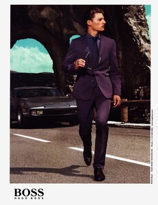 Testino_Boss_by_Hugo_Boss_Spring_Summer_2009_06.thumb.jpg.a6a8fe285079db57c42b555b15fbd39a.jpg