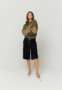 VOL23113LANDSCAPEHOODIE1.thumb.jpg.e315d2ca94878e90de56db01406eb14f.jpg