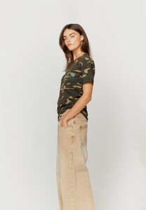 VOL2373CLASSICSANDWIDELEGDENIM2.thumb.jpg.0f24fd0439315ac7e1908e95379abbce.jpg