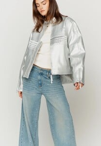 VOL2416THERACER2.thumb.jpg.69bd3c5a113088710a4b5ae1010d942f.jpg