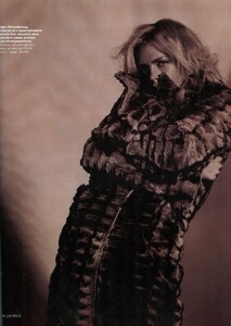 Vogue 1998-03_0066.jpg