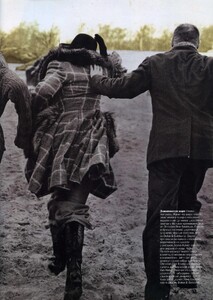 Vogue 1998-03_0090.jpg