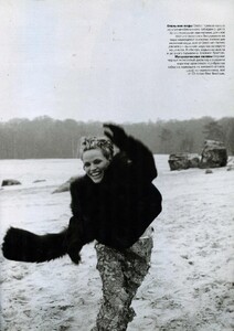 Vogue 1998-03_0094.jpg