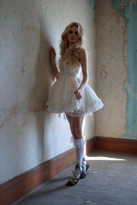 WEB_BUTTERFLY_SS24_SELKIE134_1296x.jpg