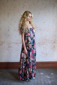 WEB_BUTTERFLY_SS24_SELKIE213_2048x.jpg