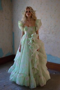 WEB_BUTTERFLY_SS24_SELKIE232_1296x.jpg