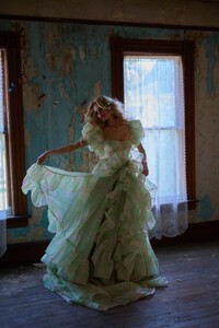 WEB_BUTTERFLY_SS24_SELKIE252_2048x.jpg