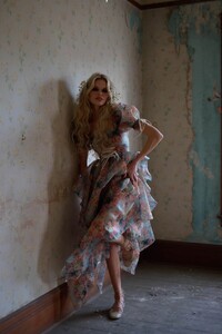 WEB_BUTTERFLY_SS24_SELKIE267_1296x.jpg