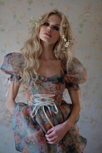 WEB_BUTTERFLY_SS24_SELKIE275_1296x.jpg