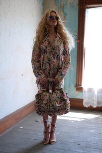 WEB_BUTTERFLY_SS24_SELKIE98_1296x.jpg