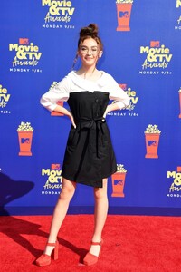 anna-cathcart-2019-mtv-movie-tv-awards-in-la-3.jpg