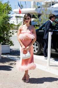 arrivingmiumiu210524-022.jpg