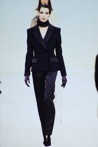 bill-blass-fw-95.thumb.jpg.4f551ad73c4f2cbab530f94cec33c586.jpg