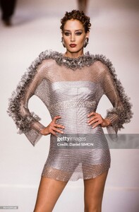 cynthi-f94rabanneHC-2b.thumb.jpg.8b3e7519960f9ff802bc555e13950d43.jpg