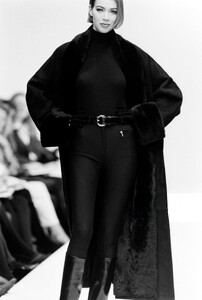 gucci-fw-92-1.thumb.jpg.d5a416233f6be9f792d17ab0a554ba4c.jpg