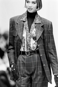 gucci-fw-92-21.thumb.jpg.3f9490cabbeb3046d2a21a867cb4e05e.jpg