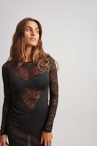 lace_body-1100-007630-0002_1810.jpg_ref=0F0AF3E77B&quality=80&sharpen=0.jpg