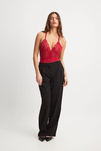 lace_body_1100-007654-0004_0143.jpg_ref=C73467C7DA&quality=80&sharpen=0.jpg