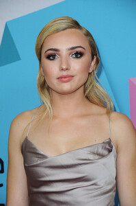 pey0926picturepub-1.jpg
