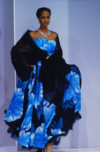 renato-balestra-ss-89.thumb.jpg.4477b8a2550ef58acb6ea6613728012b.jpg