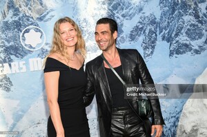 toni-garrn-and-jon-kortajarena-a.jpg