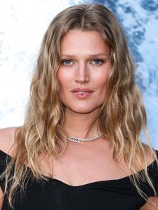 toni-garrn-at-montblanc-event-celebrating-100-year-anniversary-of-meiserstuck-pen-in-los-angeles-05-01-2024-4.jpg