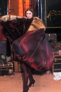 venierf98dior-HC-2.thumb.jpg.a0948da14e139316dd113f306dbb1e21.jpg