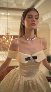 videoframe_11390.jpg