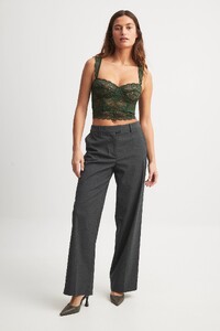 wide_strap_lace_cup_corset_1013-000860-001015954_01c.jpg_ref=96E6A5105A&quality=80&sharpen=0.jpg