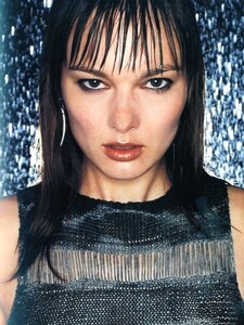0-LauraKey.thumb.jpg.2bab75b754e3c3b3d70102bef9debc0a.jpg