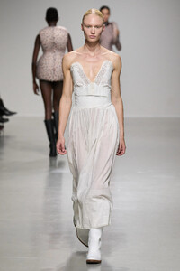 00003-duran-lantink-spring-2024-ready-to-wear-credit-gorunway.thumb.jpg.e5153c6cd3e167d47d13797351939e10.jpg