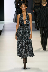 00006-dolce-and-gabbana-spring-2024-ready-to-wear-credit-gorunway.thumb.jpg.282a18debd81ae0e37918f43e8791b1b.jpg