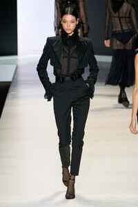 00011-dolce-and-gabbana-spring-2024-ready-to-wear-credit-gorunway.thumb.jpg.875cac735e90ff0a9f41af02e086e8c5.jpg