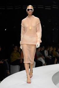 00013-ferrari-spring-2024-ready-to-wear-credit-gorunway.thumb.jpg.24ee22f5fea95ce3900306c8361781f2.jpg