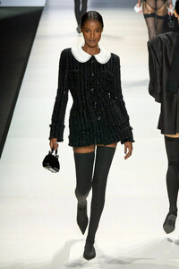 00020-dolce-and-gabbana-spring-2024-ready-to-wear-credit-gorunway.thumb.jpg.bd87d2b54f597495e587a4b5c1861c5e.jpg