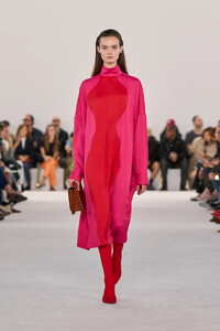 00026-ferragamo-spring-2024-ready-to-wear-credit-gorunway.thumb.jpg.5c9fb0670ffc575a631a1dda43267a4b.jpg