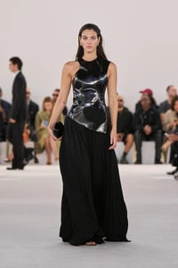 00064-ferragamo-spring-2024-ready-to-wear-credit-gorunway.thumb.jpg.806236cfaef553dd55df6e1646153145.jpg