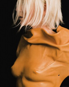 014.jpg