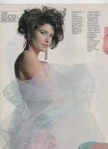 1983_12_26_ELLE_FRANCE_3.thumb.jpg.9fc51f56545c5e38e27f1a1bc77ffa95.jpg