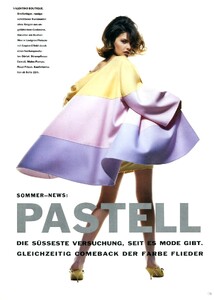 199101VogueDePhRobertErdmann010GretaCavazzoni.thumb.jpg.e02c2623fd7f406e5f105b22e03d21f3.jpg