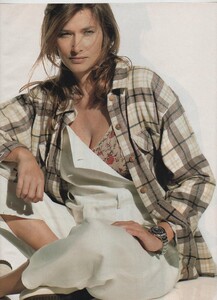 1994_06_16_ELLE_FRANCE_2.thumb.jpg.8fd2527615f4eb2968d1fb6b1b1039df.jpg