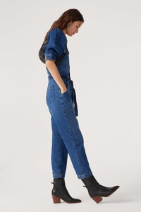 1H23FANE_BLUEJEANS_2.jpg